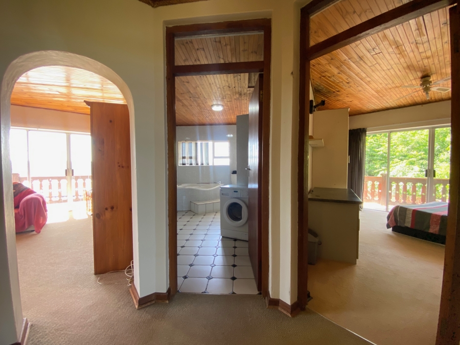 5 Bedroom Property for Sale in Cintsa East Eastern Cape